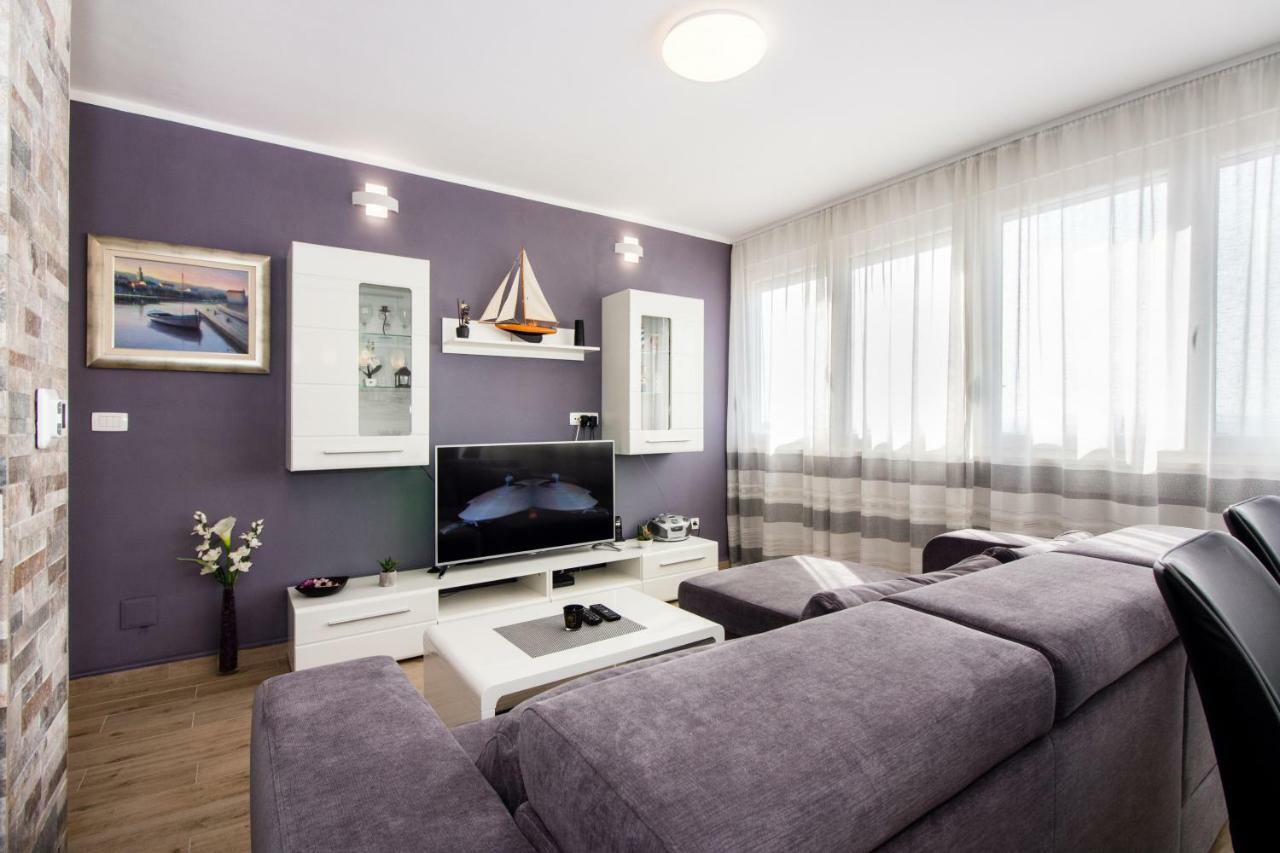 Deluxe Miro Appartement *